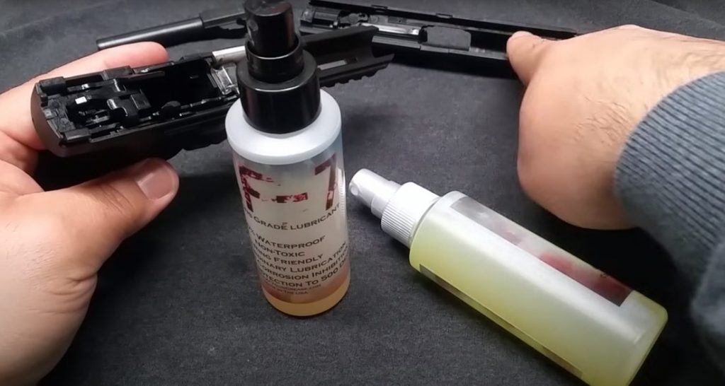 How to use the XF7 gun lube